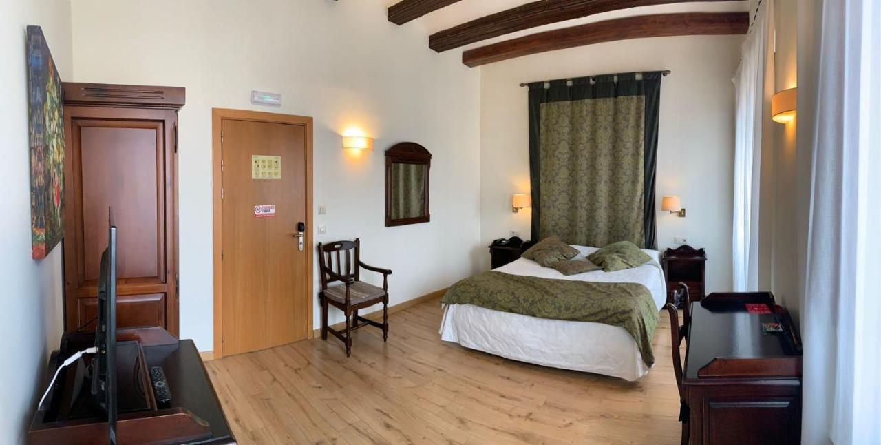 Hotel Cardenal Ram Морелья Экстерьер фото